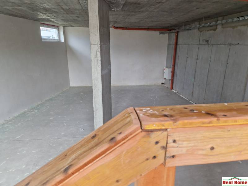 Concrete room and staircase in Gastro premises.