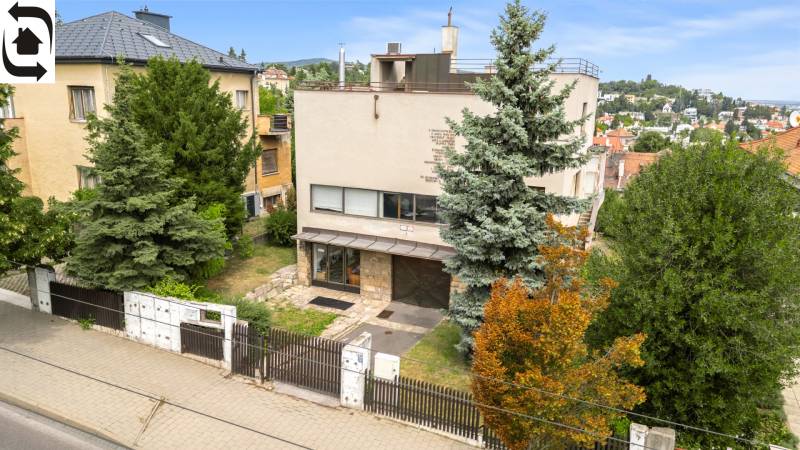 A family house on Mudroňova Street, surrounded by greenery, in Bratislava - Old Town.