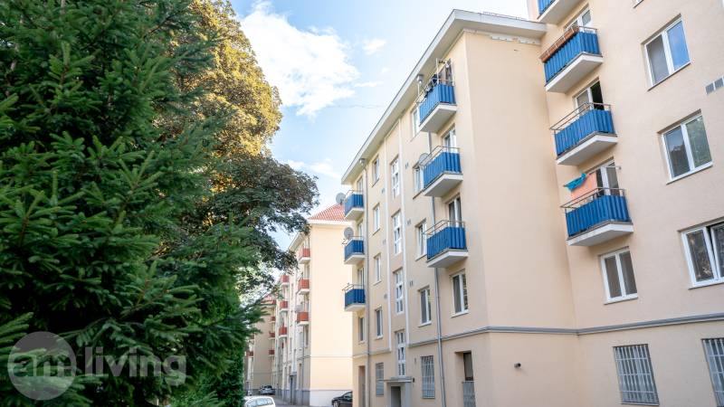 The exterior of the building with balconies around a 2-room apartment in Nova Dubnica.
