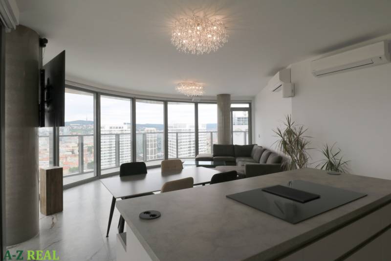 Living room with windows, dining table, sofa, and view, 3-room apartment.