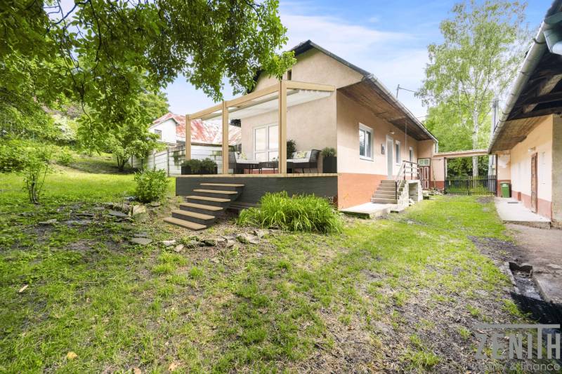 Family house in Dzurákovce, Brezová pod Bradlom, with a terrace and garden.