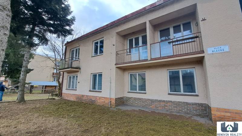 The building on Hlavná Street in Dolná Strehová, from the category of Hotels and Guesthouses.