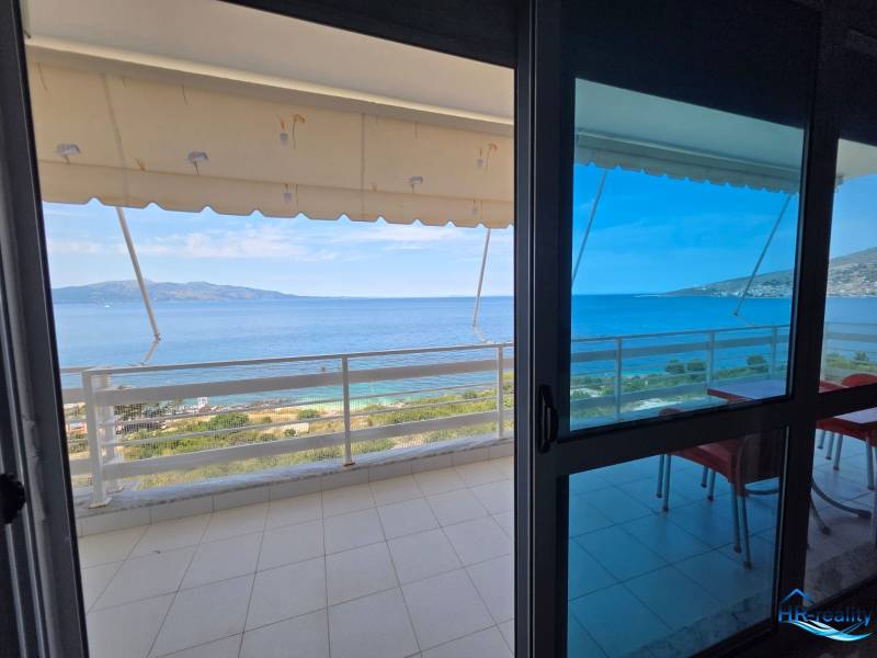 The view from the holiday apartment in Sarandë faces the sea and the coastline.