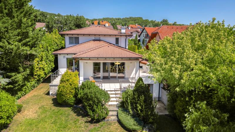 A family house on Malokarpatská Street in Limbach with a spacious terrace and a landscaped garden.
