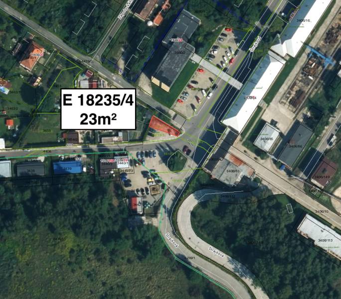 Aerial view of a 23m² plot on Štrajková Street in Handlová.