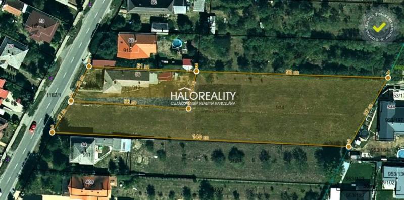Aerial view of plots - housing in the village of Ruskov with marked dimensions.