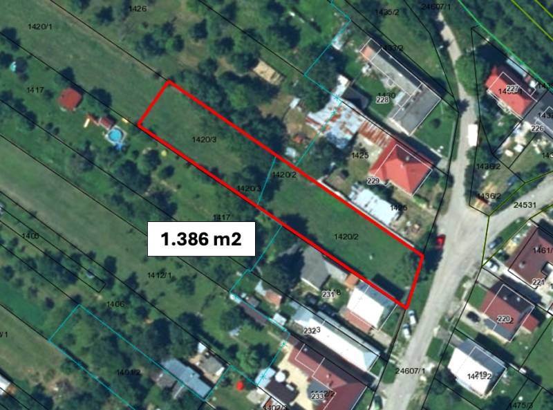 Aerial view of a 1,386 m² plot in Moravské Lieskové for house construction.