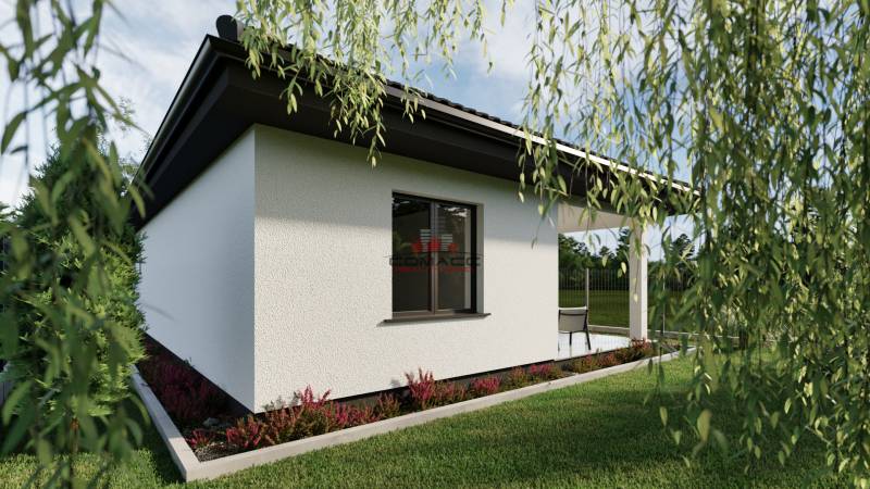Family house with a garden on Pánska Niva, fencing, window, lawn, vegetation.