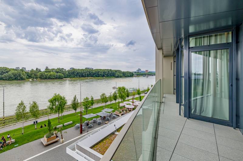 A balcony with a view of the river and park in Bratislava - Old Town.