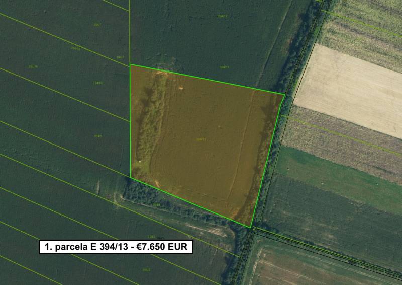 Aerial view of agricultural land around Lučenec, plot number 394/13.