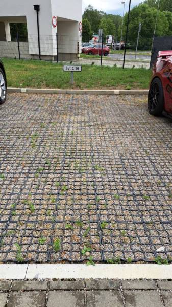 Parking space on Štefánikova Street in Poprad for a 2-room apartment, designated for apartment number 30.