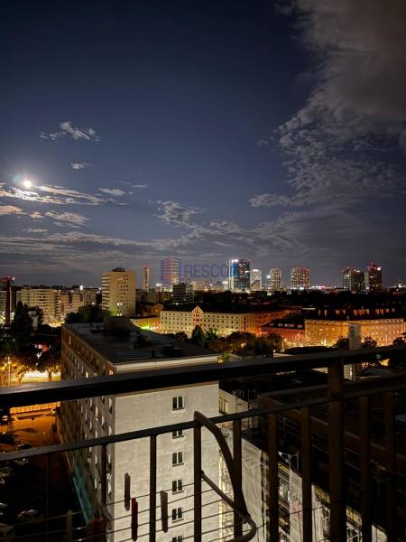 A night panorama from a 2-room apartment on Jégého shows the illuminated Bratislava - Ružinov.