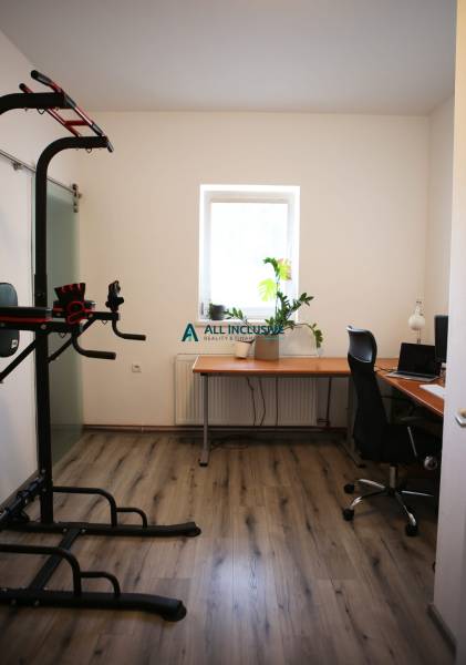 WhatsApp Image 2025-07-04 at 14.23.23 (9).jpeg