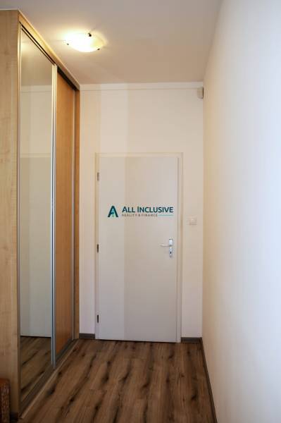 WhatsApp Image 2025-07-04 at 14.23.23 (8).jpeg