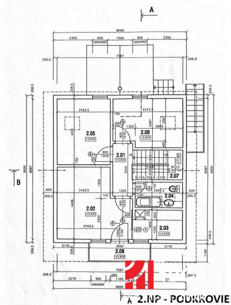 Floor plan of the second floor attic of a family house with room labels and dimensions.