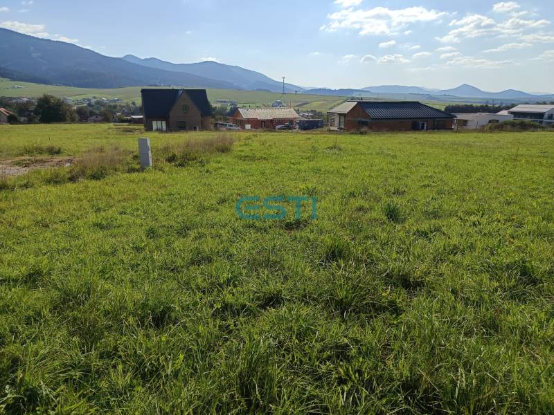 A grassy plot in Stránske in Stránske suitable for living with a view of the hills.