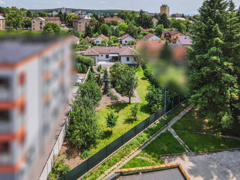 A family house in Bánovce nad Bebravou on Janka Matúška Street with a spacious garden.