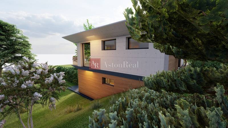 Two-story house amidst greenery on a plot in Podbreziny Háje, Liptovský Mikuláš.