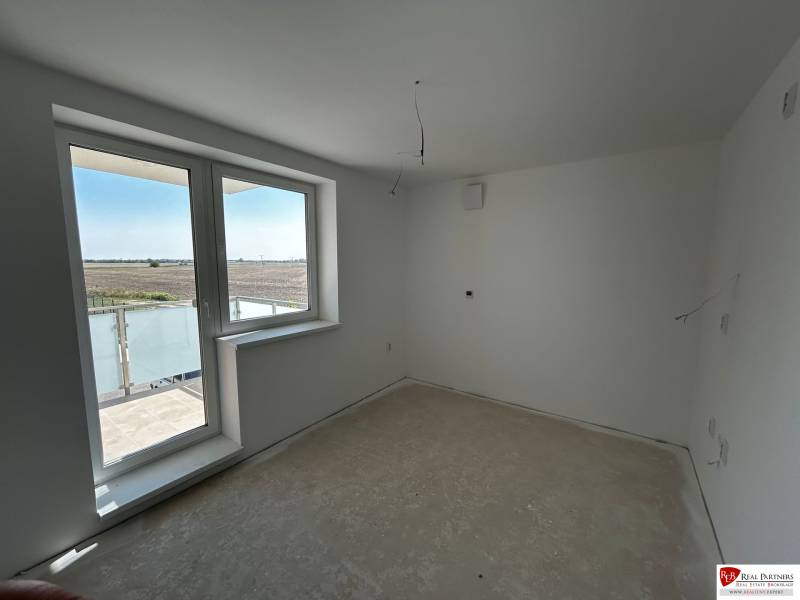 WhatsApp Image 2025-08-11 at 16.28.14.jpeg