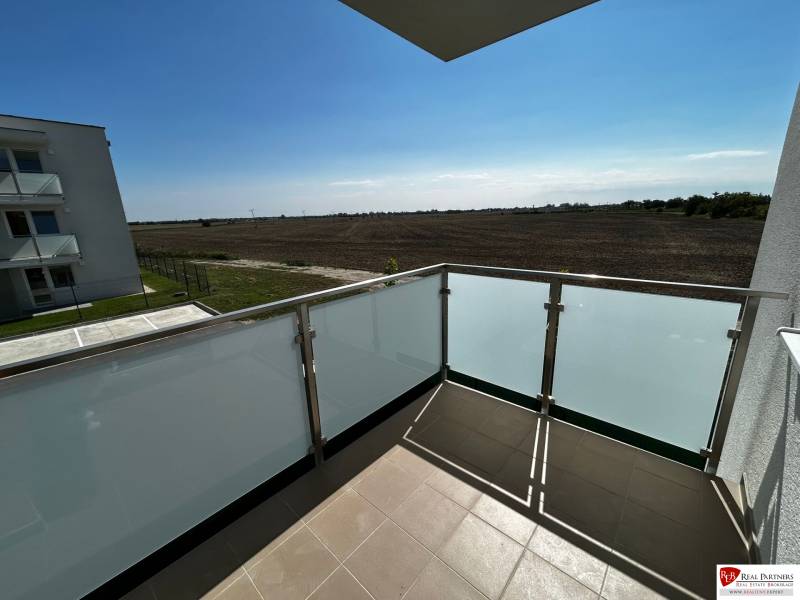 WhatsApp Image 2025-08-11 at 16.28.14 (1).jpeg