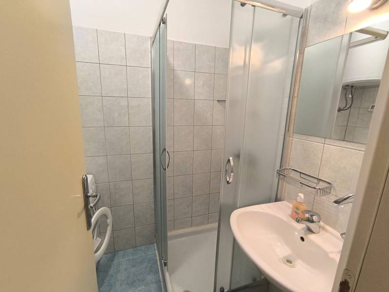 5c5b213d-be45-45d6-81a2-94fda5822f01.jfif