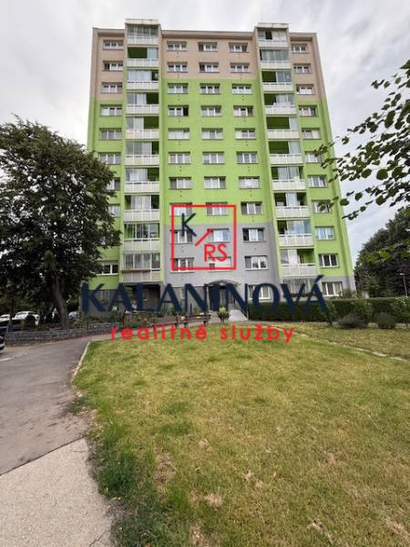 Apartment building on Lesnícka Street, Košice - Západ district, 4-room apartment.