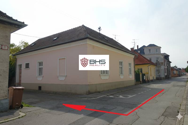 A family house on Hviezdoslavova Street in Piešťany with a well-maintained facade.