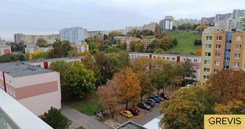 A view of the housing estate amidst greenery on Tiglerova Street in Bratislava, Karlova Ves.
