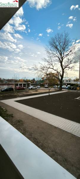 I'm sorry, I need the text you want translated in order to provide a translation.