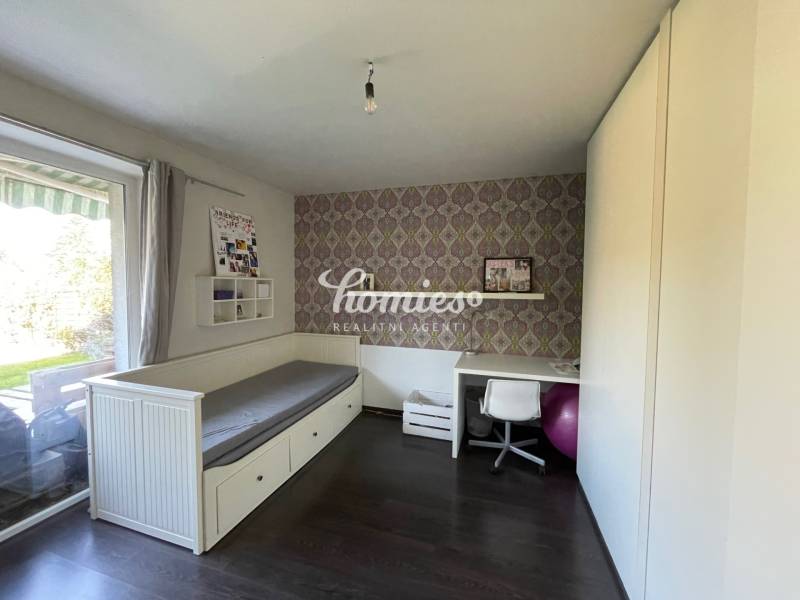 študentská izba II