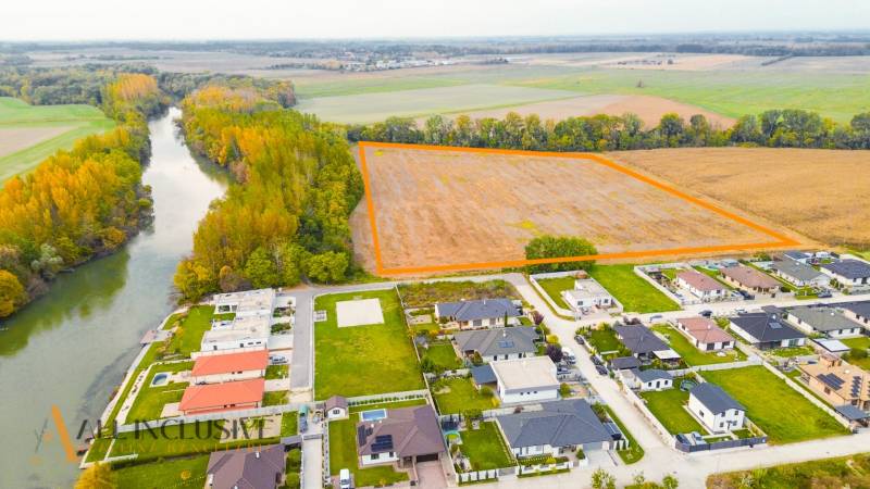 2 - 2025-10-24T092040.152.jpg