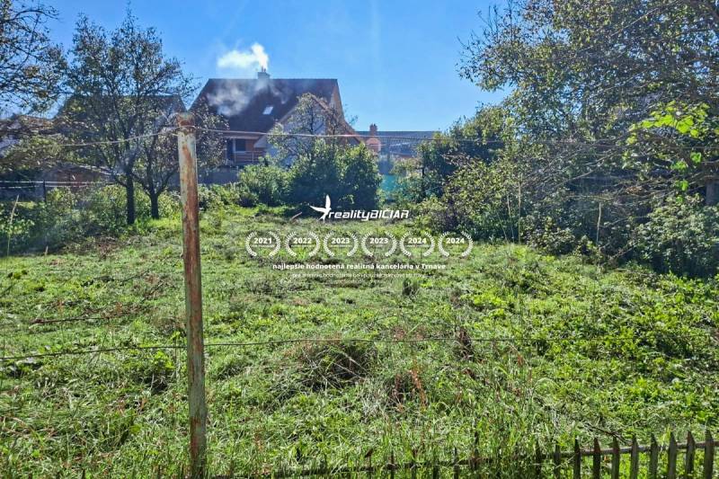 Garden at the family house on Dobrej Vody Street in the town of Dobrá Voda.