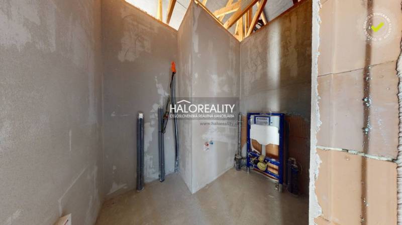 I'm sorry, I need the text you want me to translate into English.