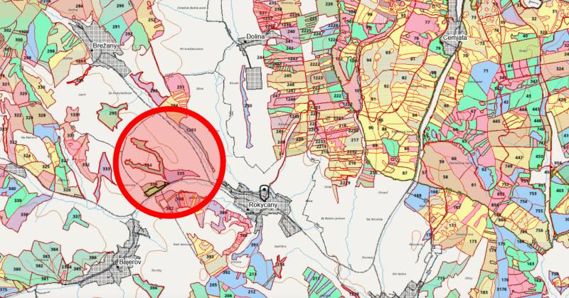 The cadastral map shows the division of agricultural and forest land around Rokycany.