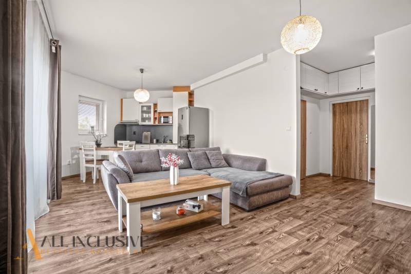 1 - 2025-10-30T133313.883.jpg