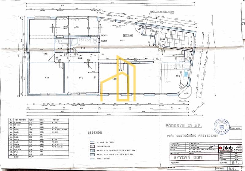 Blueprint of a 5 or more room apartment with room layout and measurements.