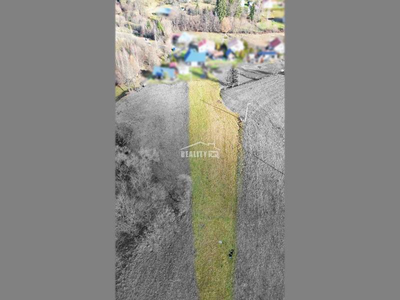 Land in Turzovka, rectangular shape, suitable for living, surrounded by nature.