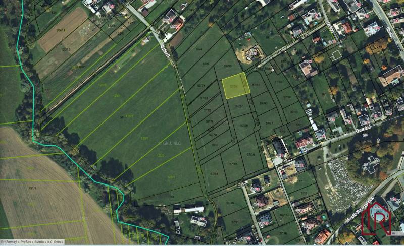 Cadastral map of plots - housing in Svinia with marked parcels and streets.