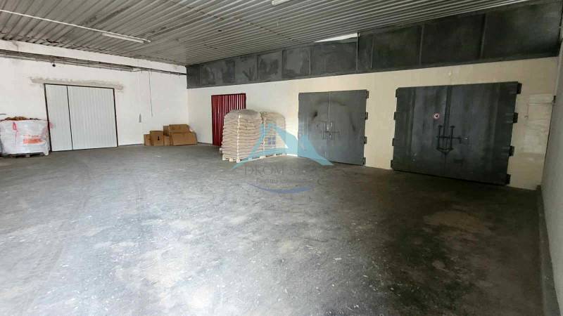 Spacious warehouse on Železničná Street suitable for storage; storage premises secured.