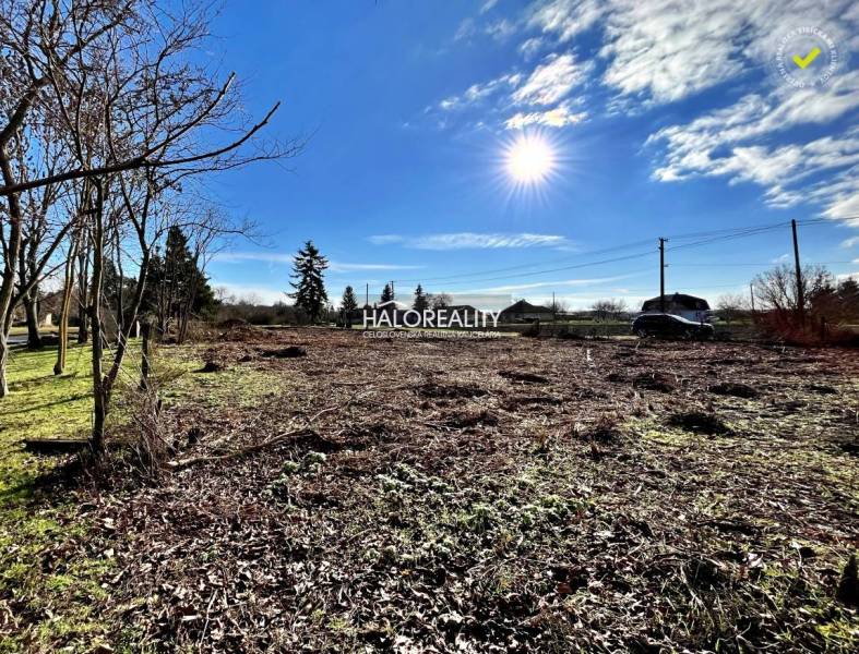 Sunny residential plots in Ondrejovce with an unobstructed view of the surrounding countryside.