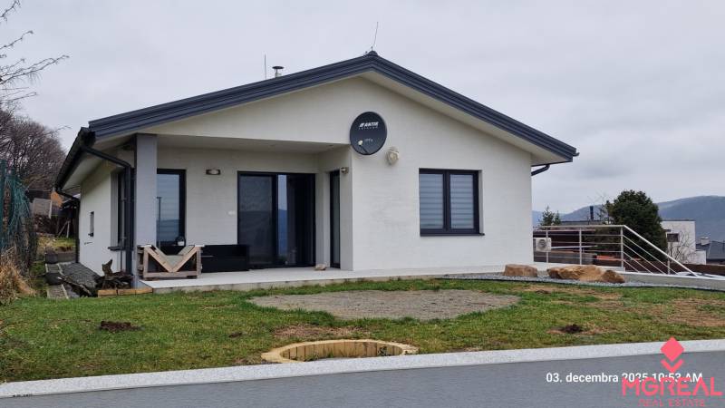 A family house on Kopaninová Street in Sokolí with a front garden and a terrace.