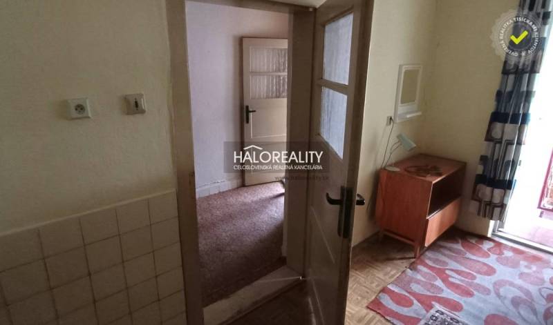 I'm sorry, I need the text you want me to translate.