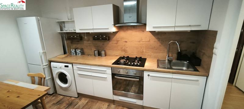 kuchynská linka.jpg