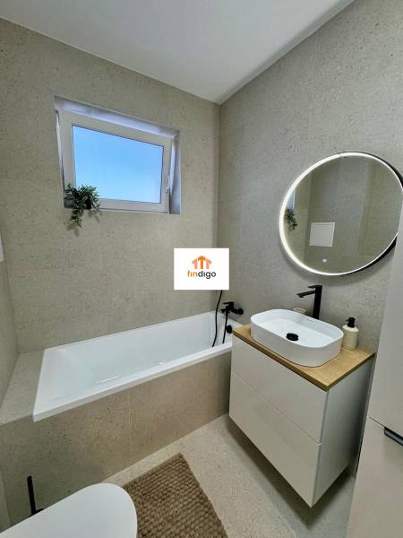 WhatsApp Image 2025-11-20 at 13.55.00 (4).jpeg