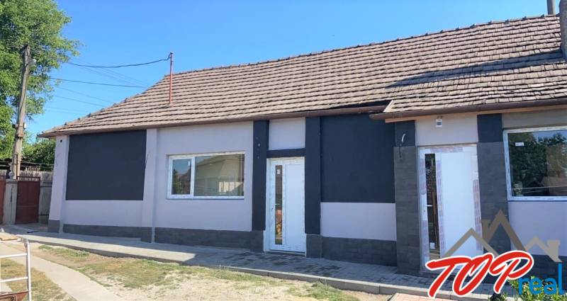 A family house in Veľká Ida with a modern facade and a sloped roof.