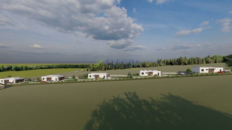 Family houses on residential plots in the town of Vranov nad Topľou, Lomnická Street.