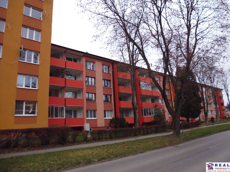 Apartment building on Marka Čulena Street in Prešov, suitable for a 2-room apartment.