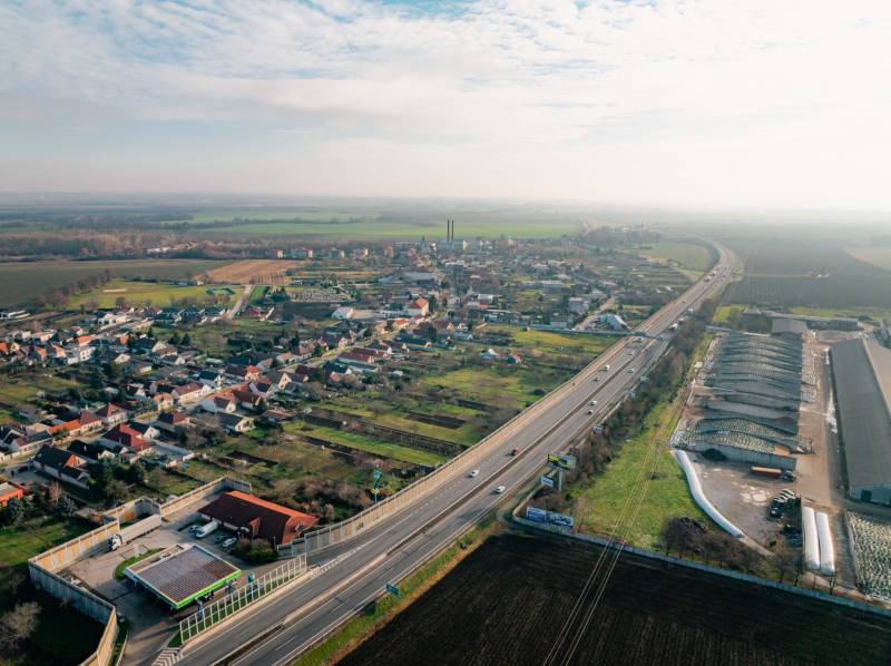 A view of the village Vlčkovce, showing roads and the layout of residential plots.
