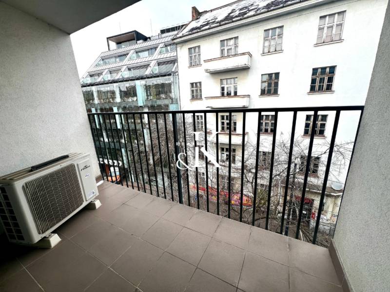 Balcony of a 2-room apartment on Mickiewiczova Street with a view of Bratislava - Old Town.