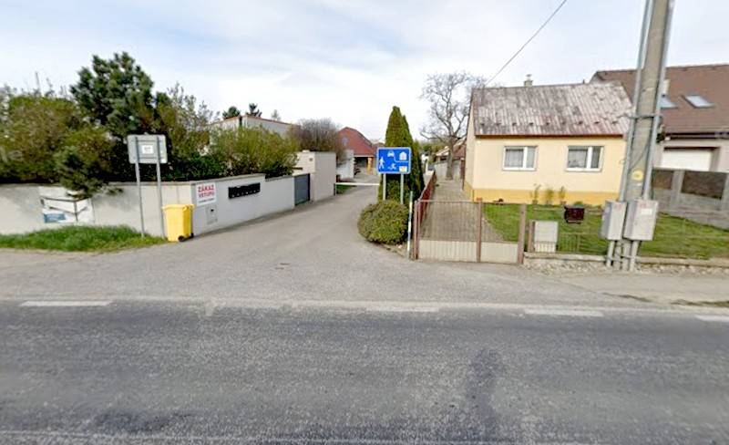 A family house in Ratnovce with an access road in the location of Land - housing.